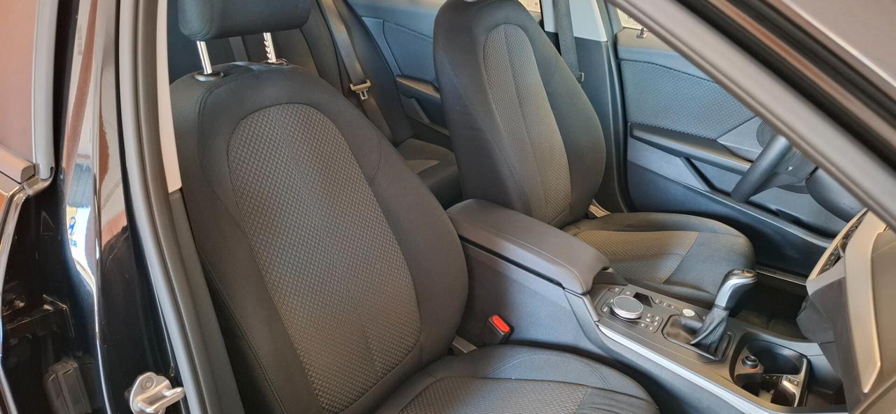 Bmw 118 118i 5p. Business Advantage