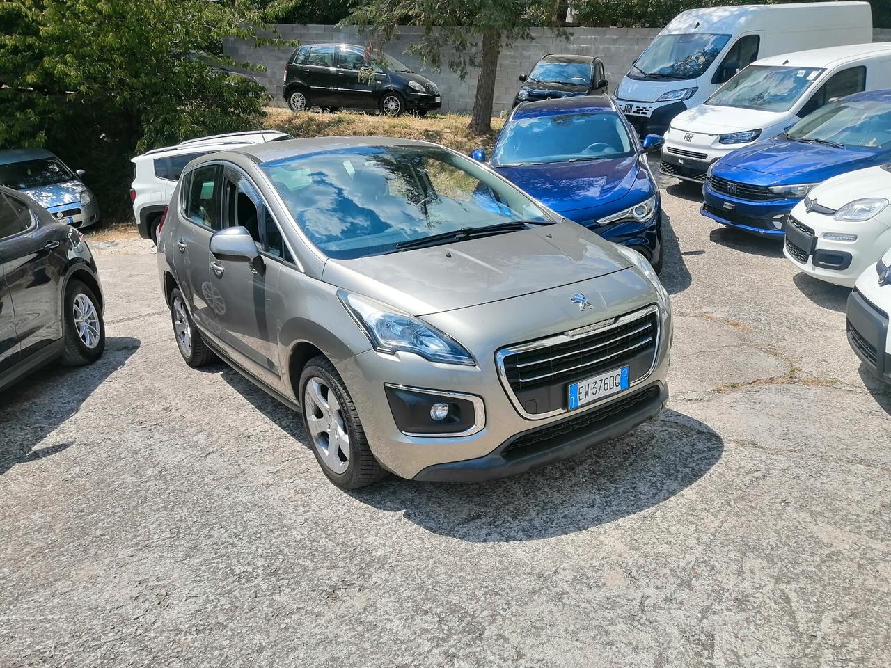Peugeot 3008 1.6 HDi 115CV Allure