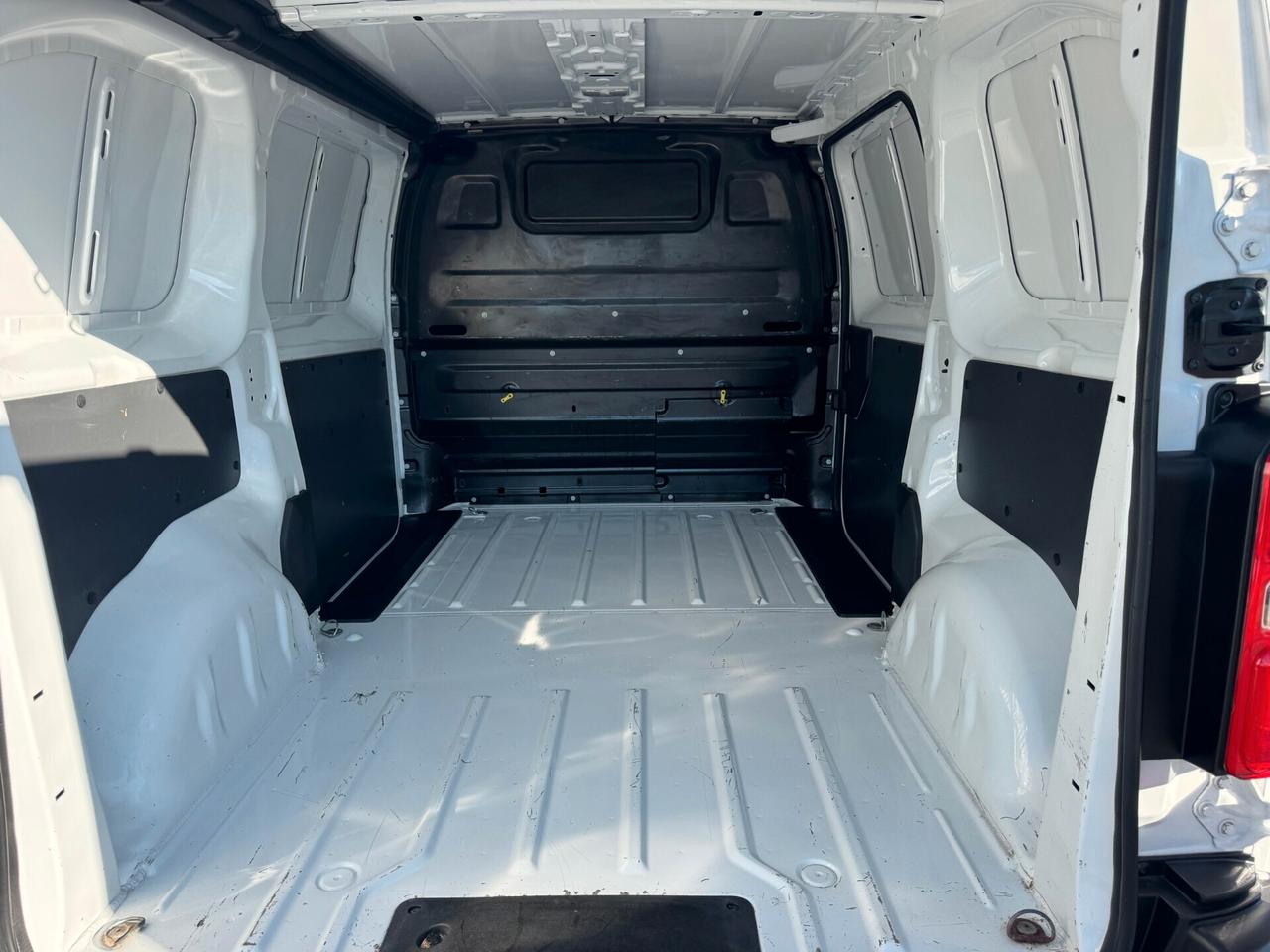 Vivaro 1.5 Diesel 120CV S&S PL-TN M Furgone Essentia