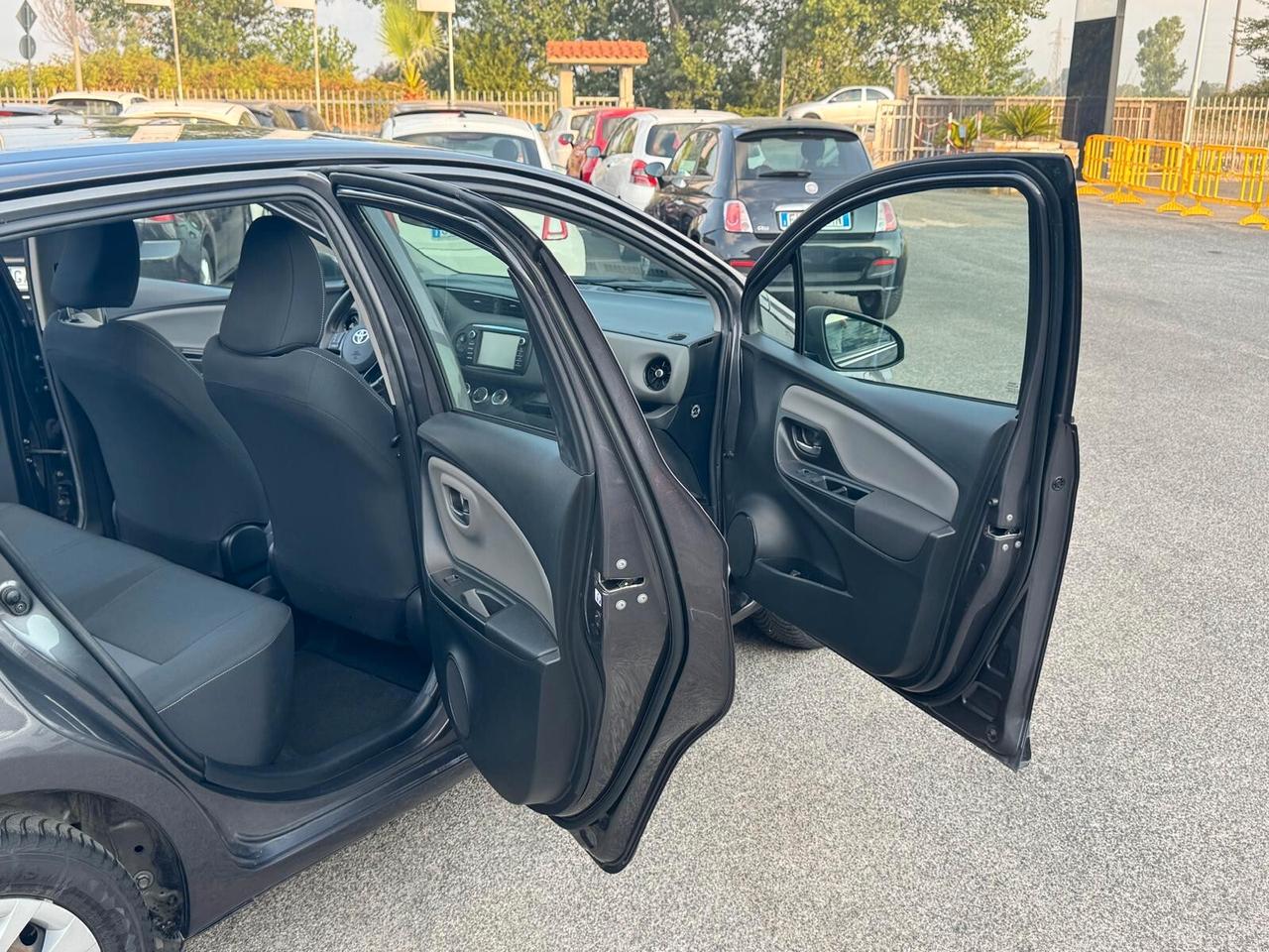 Toyota Yaris 1.0 BENZ 72CV 5P ACTIVE FULL OPTIONAL 2019
