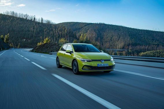 VOLKSWAGEN Golf Golf 1.0 eTSI EVO DSG Life