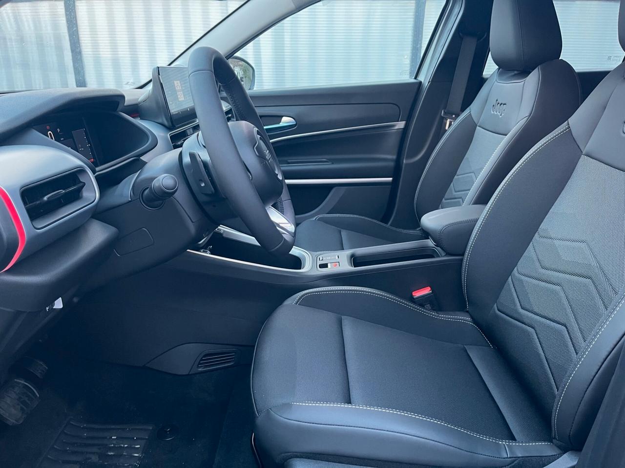 Jeep Avenger 1.2 Turbo 110 CV MHEV Summit