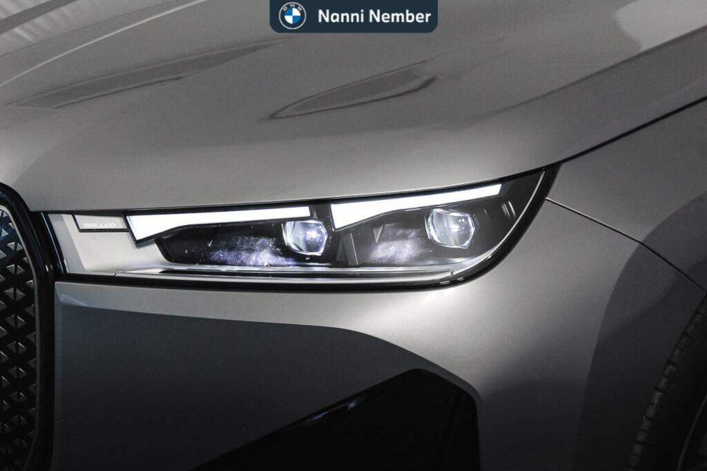 BMW iX 40 pacchetto sportivo xDrive