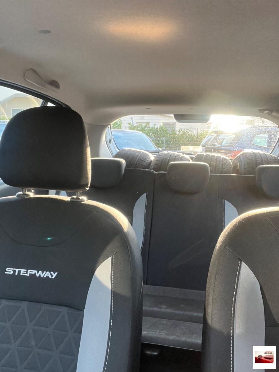 DACIA - Sandero - Stepway 1.5 dCi 8V 90 S&S Easy-R