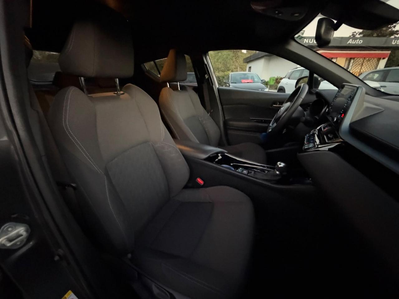 Toyota C-HR 2.0 Hybrid E-CVT Trend NO FINANZIAMENTO
