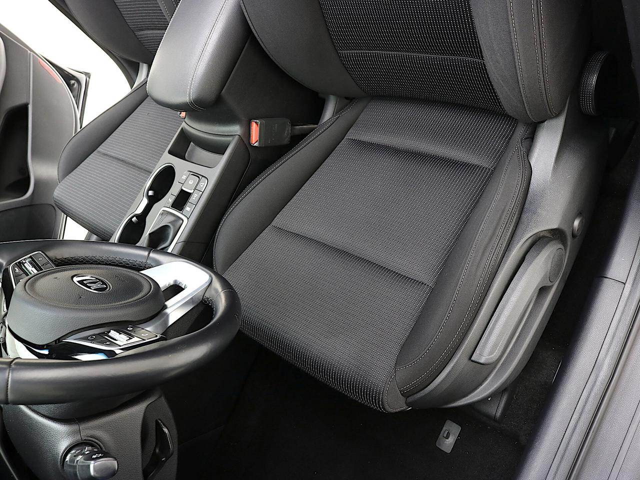 Kia Sportage 2.0 CRDI AT8 AWD Hybrid TETTO APRIBILE