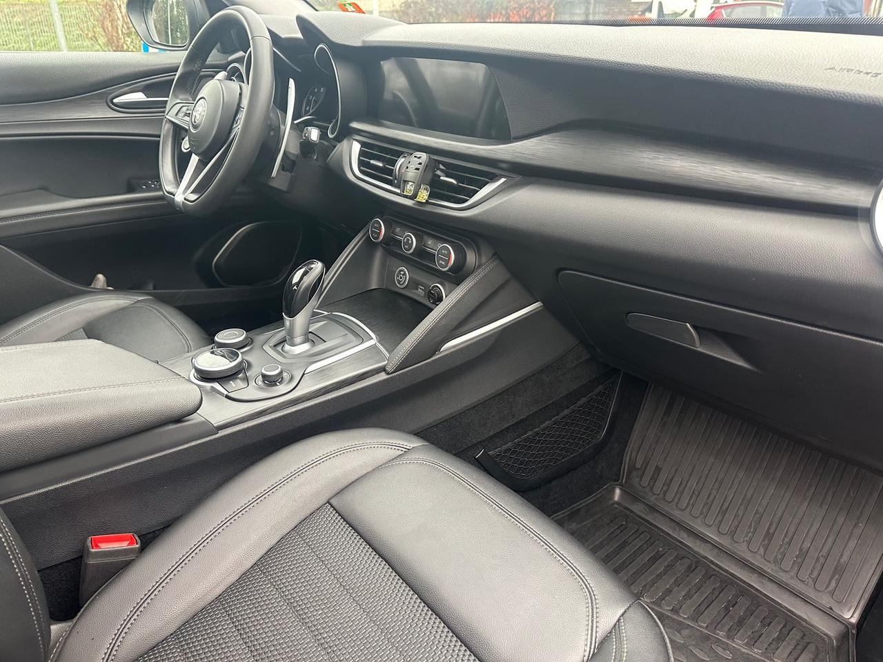 Alfa Romeo Stelvio Executive 2.0 #8378