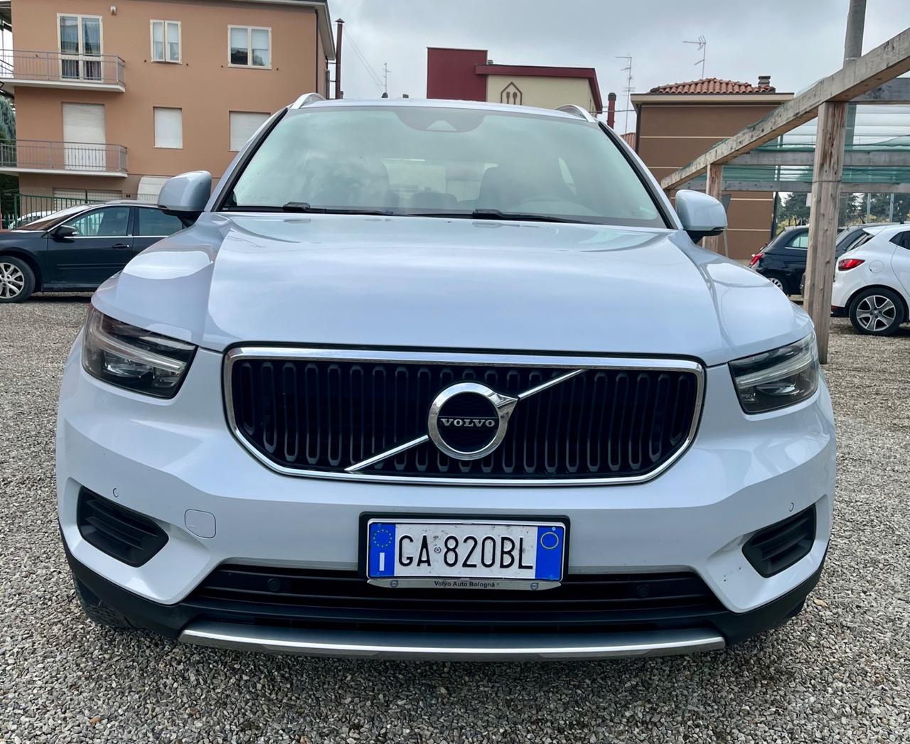 Volvo XC40 D3 AWD Momentum N1