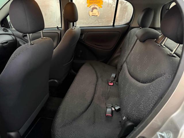 TOYOTA Yaris 1.4 tdi D-4D cat 5p senza nessun lavoro da fare