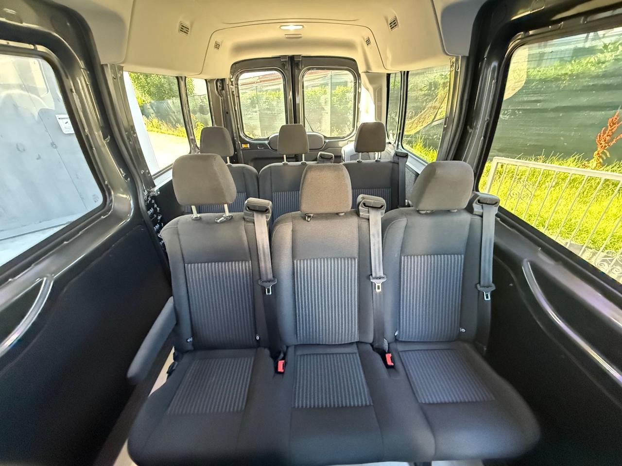 Ford Transit 2.0TDCi 9 POSTI PASSO LUNGO GANCIO TRAINO