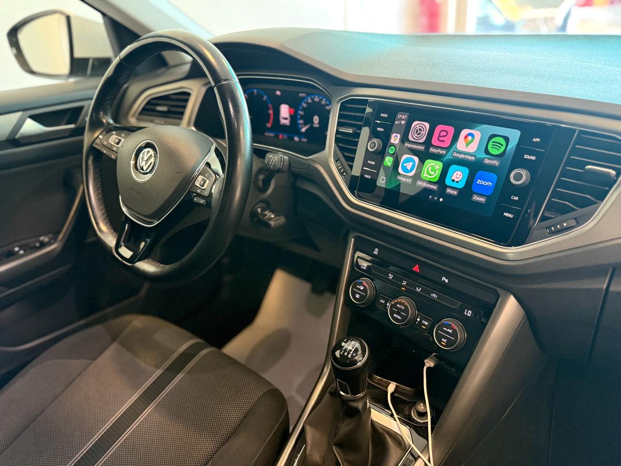 Volkswagen T-Roc 1.6 TDI SCR Style BlueMotion Technology