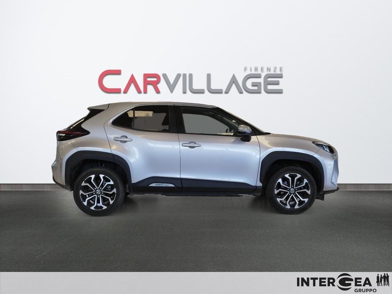 TOYOTA Yaris Cross 1.5h Trend awd-i 116cv e-cvt