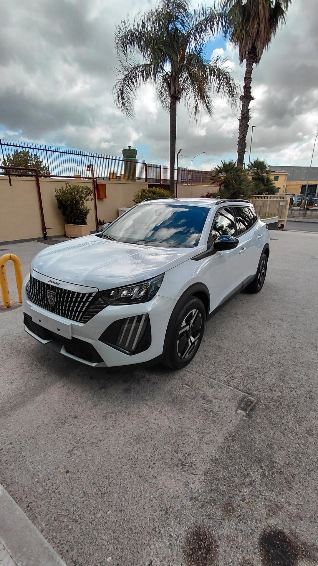 Peugeot 2008 PureTech 100 S&S Allure