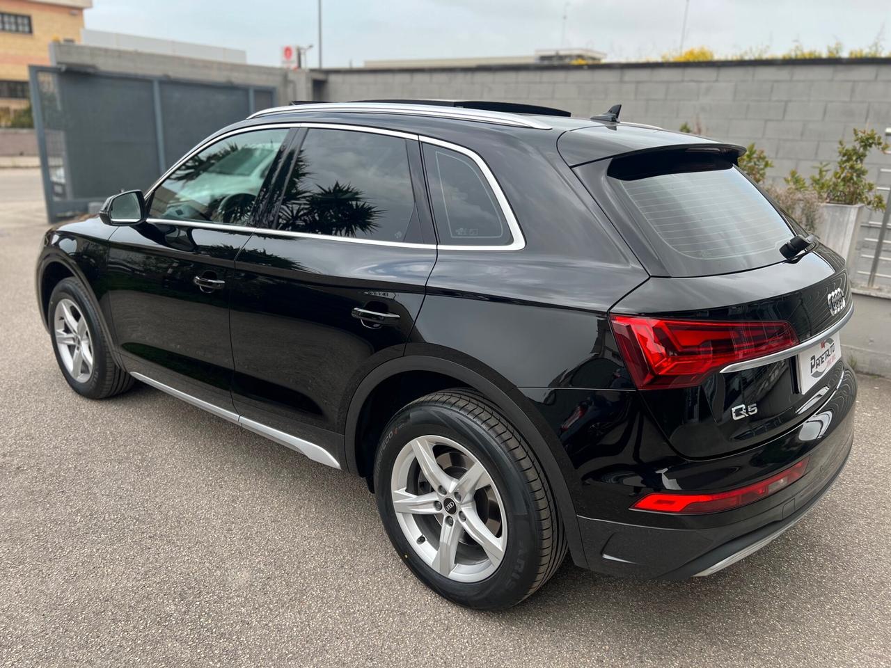 Audi Q5 40 2.0 tdi mhev 12V Business quattro s-tronic TETTO/LED/ACC PERFETTA!