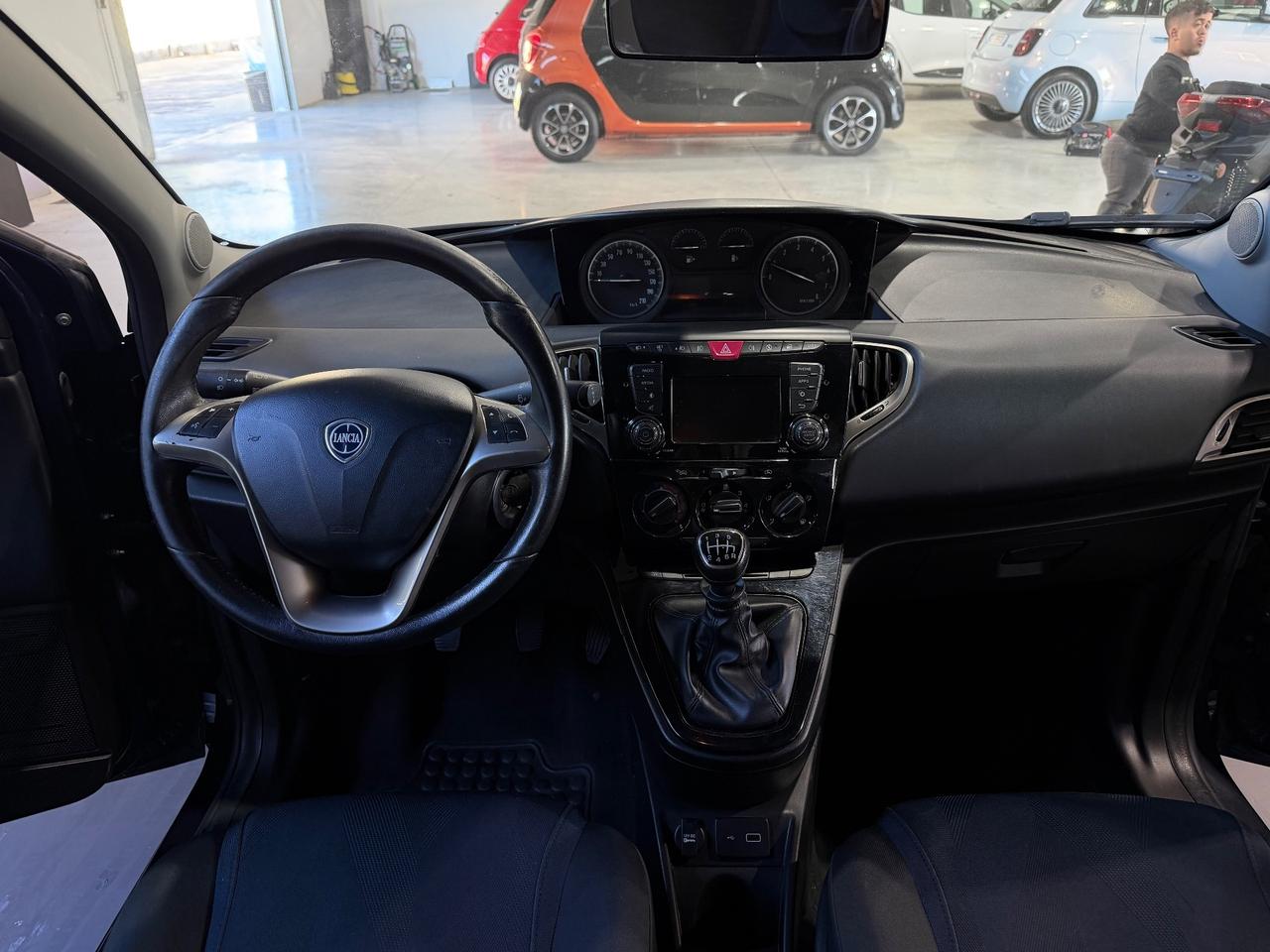 Lancia Ypsilon 1.0 FireFly 5 porte S&S Hybrid Maryne