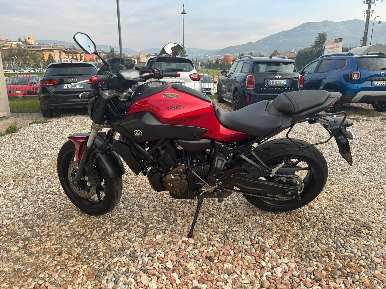 Yamaha MT-07 - UNICO PROPRIETARIO
