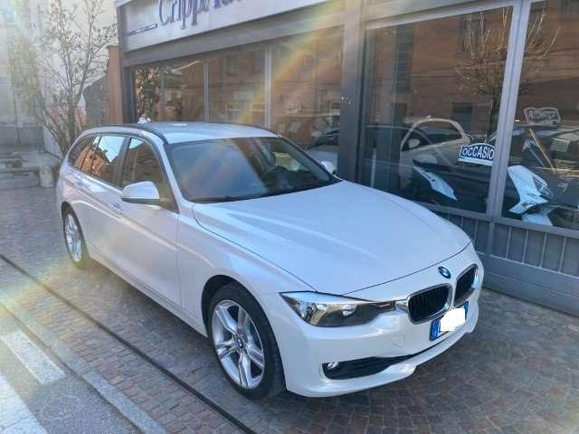 BMW 320 d Touring X-Drive Business Automatica