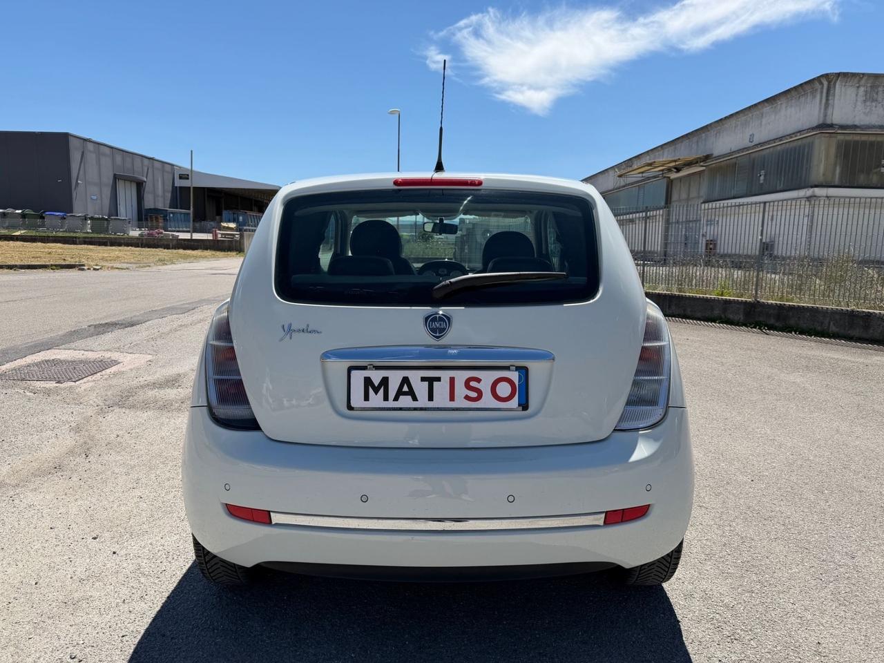 Lancia Ypsilon 1.2 Versus 150000 km