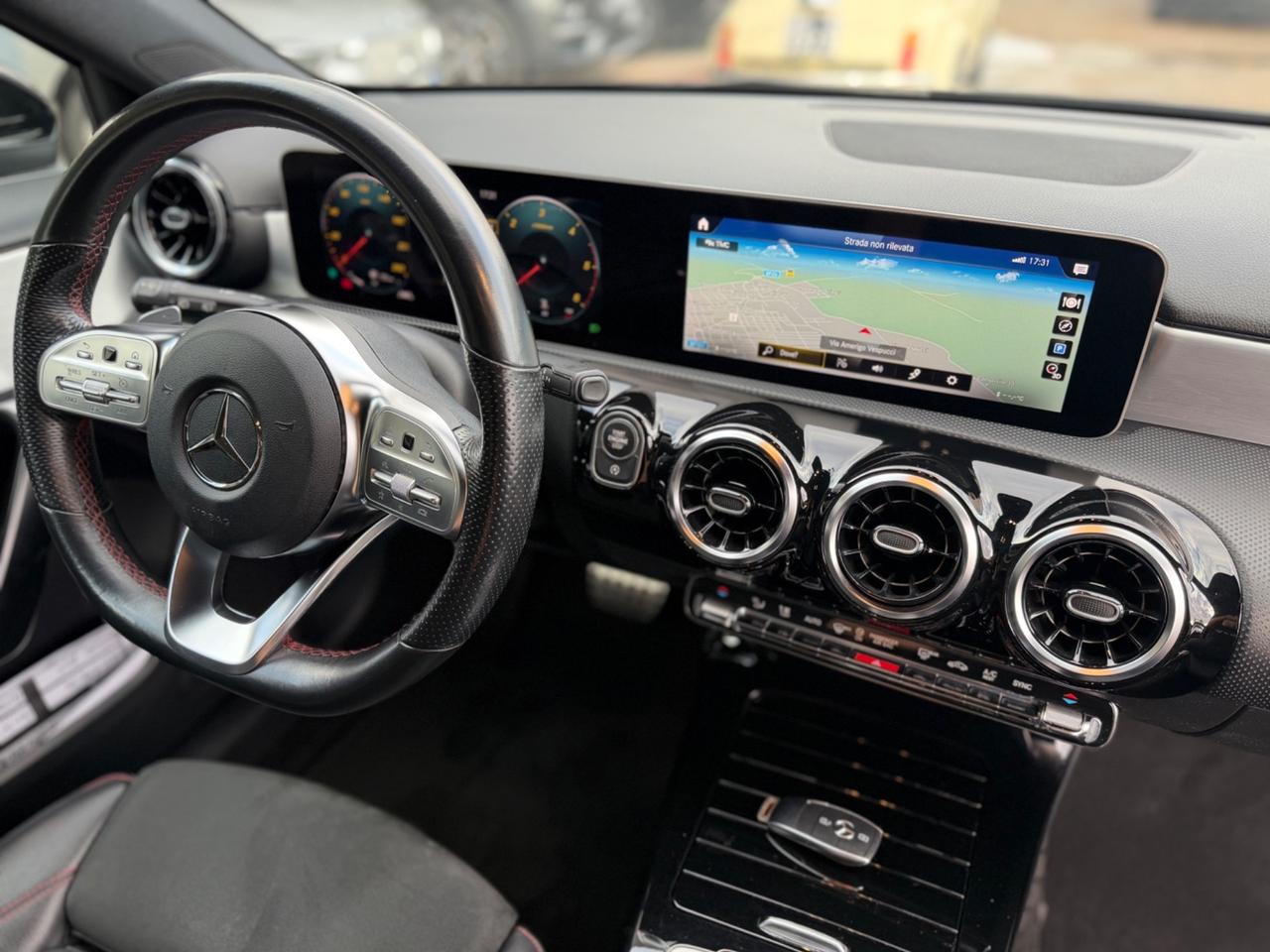 Mercedes-benz A 180 d Premium AMG Km Certificati