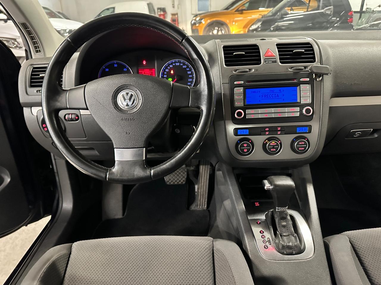 Volkswagen Golf 1.9 TDI DPF 5p. DSG Comfortline