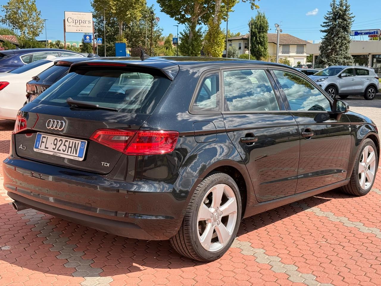 Audi A3 1.6 TDI clean diesel S tronic Ambition
