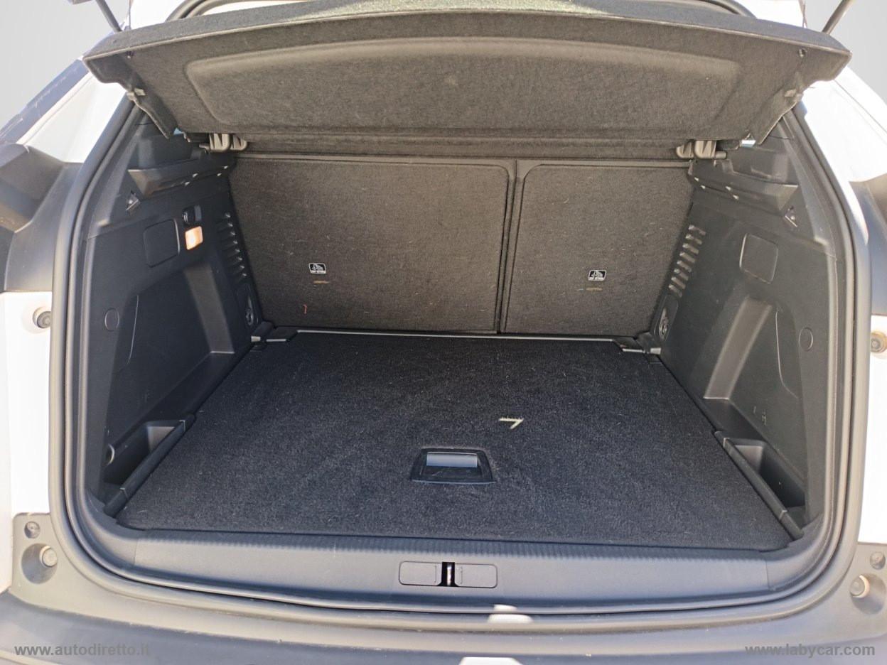 PEUGEOT 3008 BlueHDi 130 S&S Active Pack