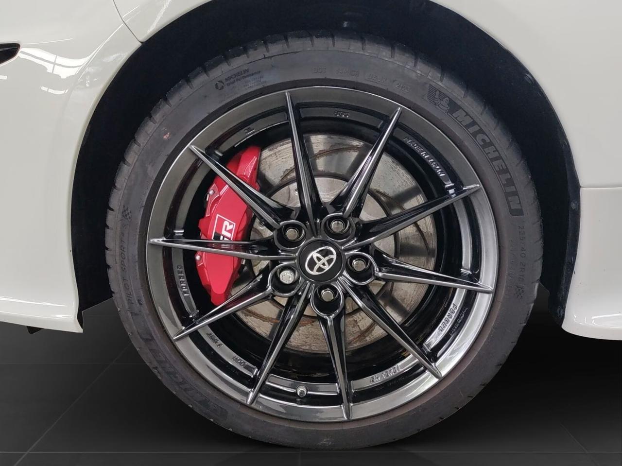 TOYOTA*YARIS*GR*261CV*GR-CIRCUIT*PERFORMANCE-PACK*LED*CAMERA*CARBONIO*