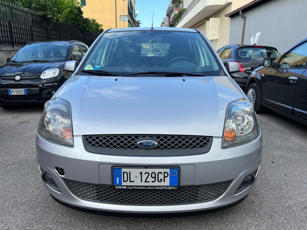 Ford Fiesta 1.2 16V 5p. Ghia