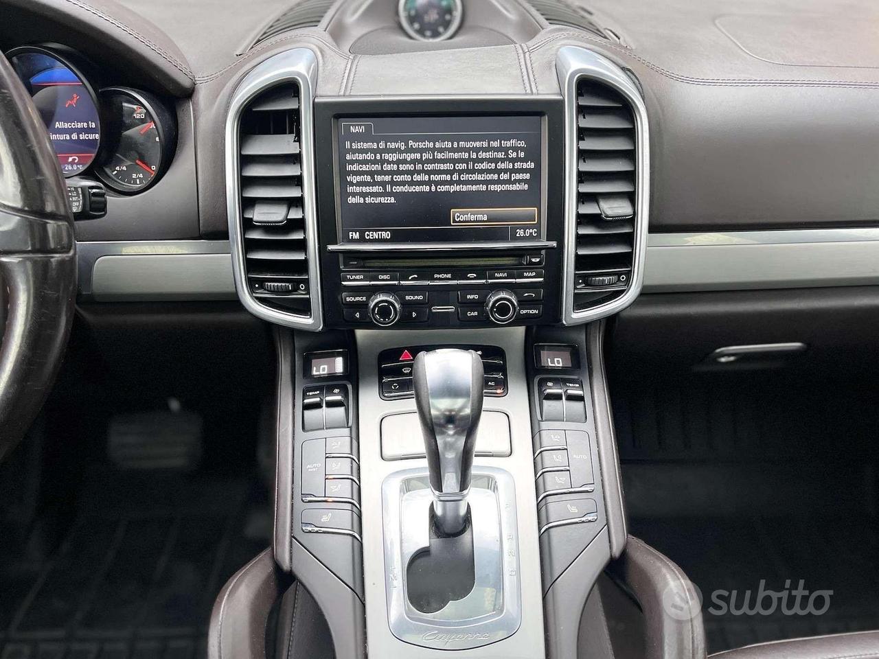Porsche Cayenne 3.0 Diesel 240CV E5 - 2011
