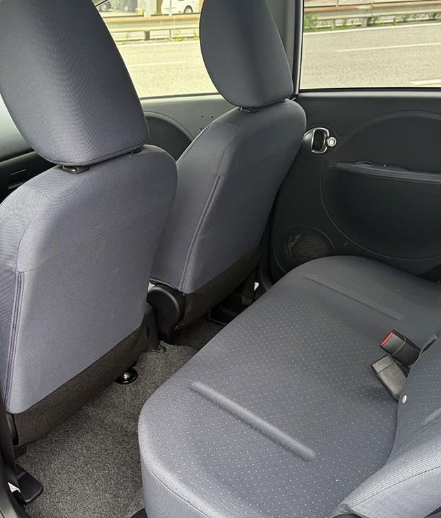 PEUGEOT iOn Active