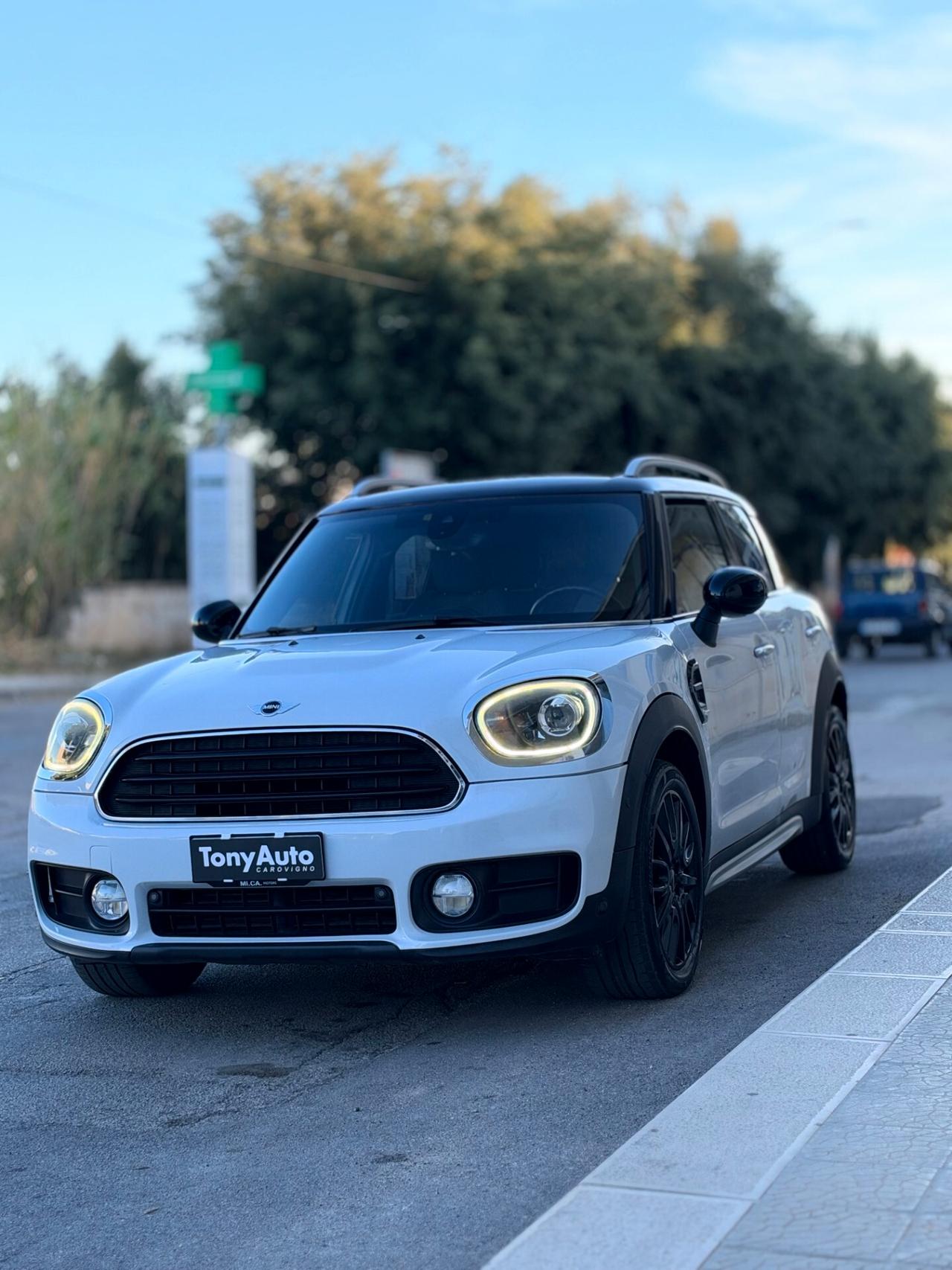 Mini Cooper D Countryman Hype auto my18 BICOLORE CON TETTO NERO, NAVI,FULL LED, BLUETOOTH,SCHERMO DIGITAL