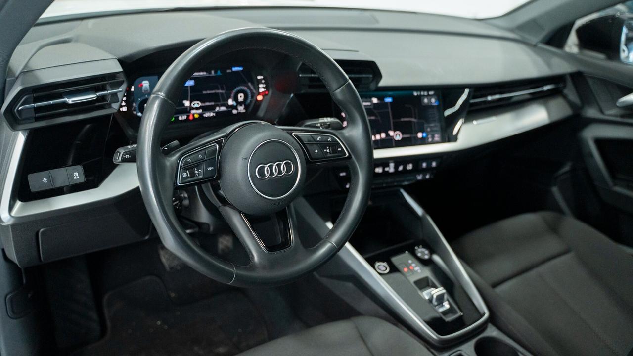 Audi A3 SPB 35 TDI S TRONIC SPORT BLACK EDITION NAVI FULL