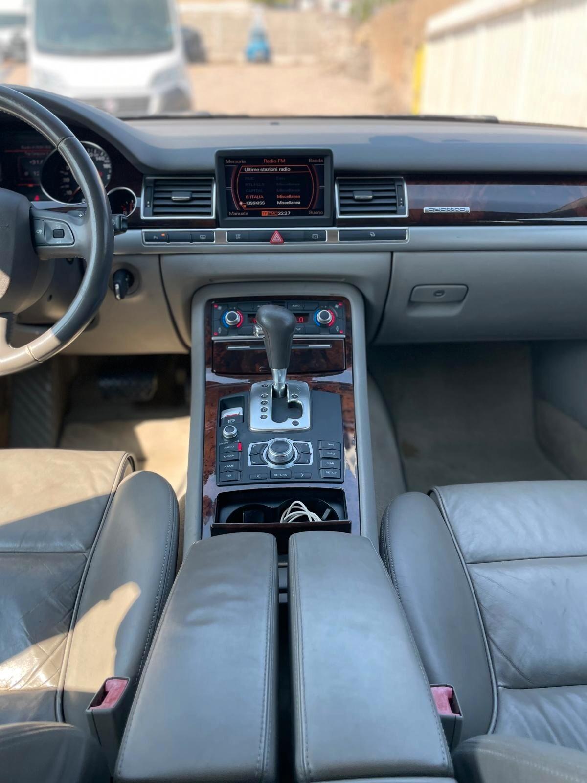 Audi A8 3.0 V6 TDI QUATTRO