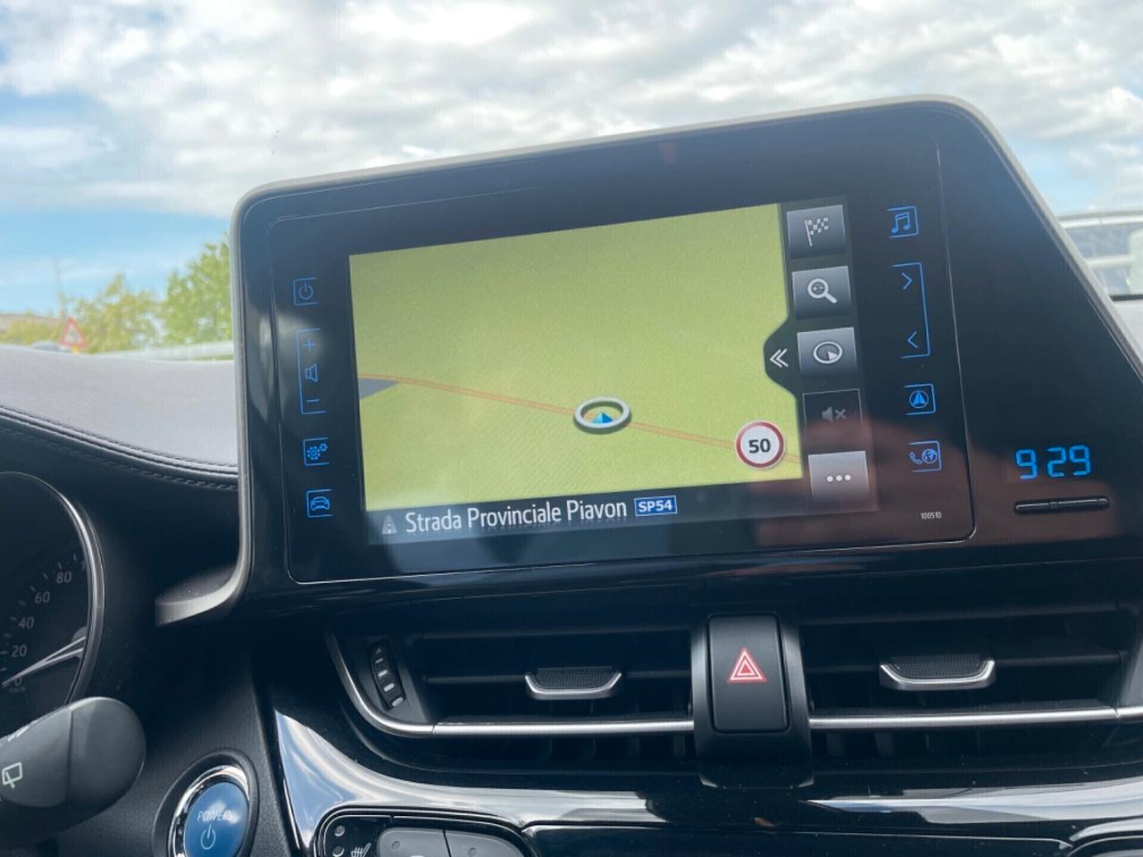 Toyota C-HR 1.8 Ibrida Cambio Automatico Neopatentati