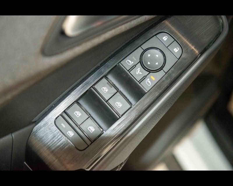 Nissan Qashqai NEW ACENTA MHYB 140CV MT 2WD