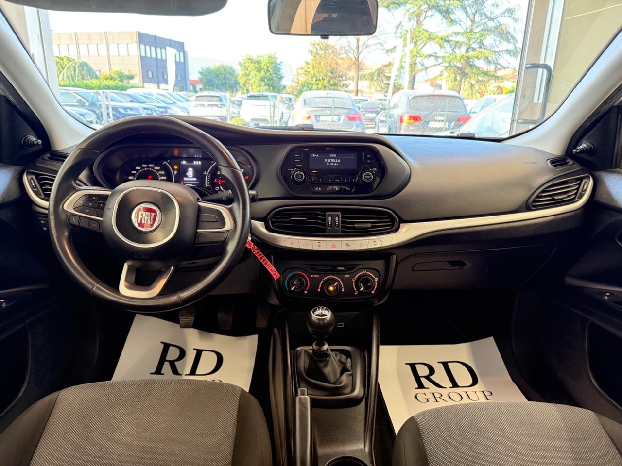 Fiat Tipo 5p 1.4 Lounge 95cv 1 proprietario ok neopatentati