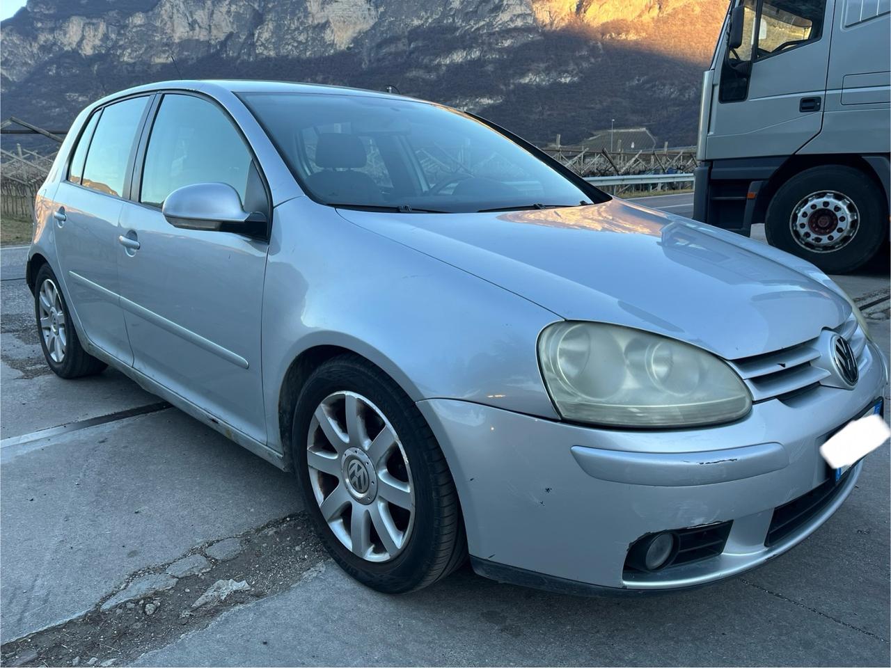 Volkswagen Golf 2.0 16V TDI 4mot. 5p. Sportline