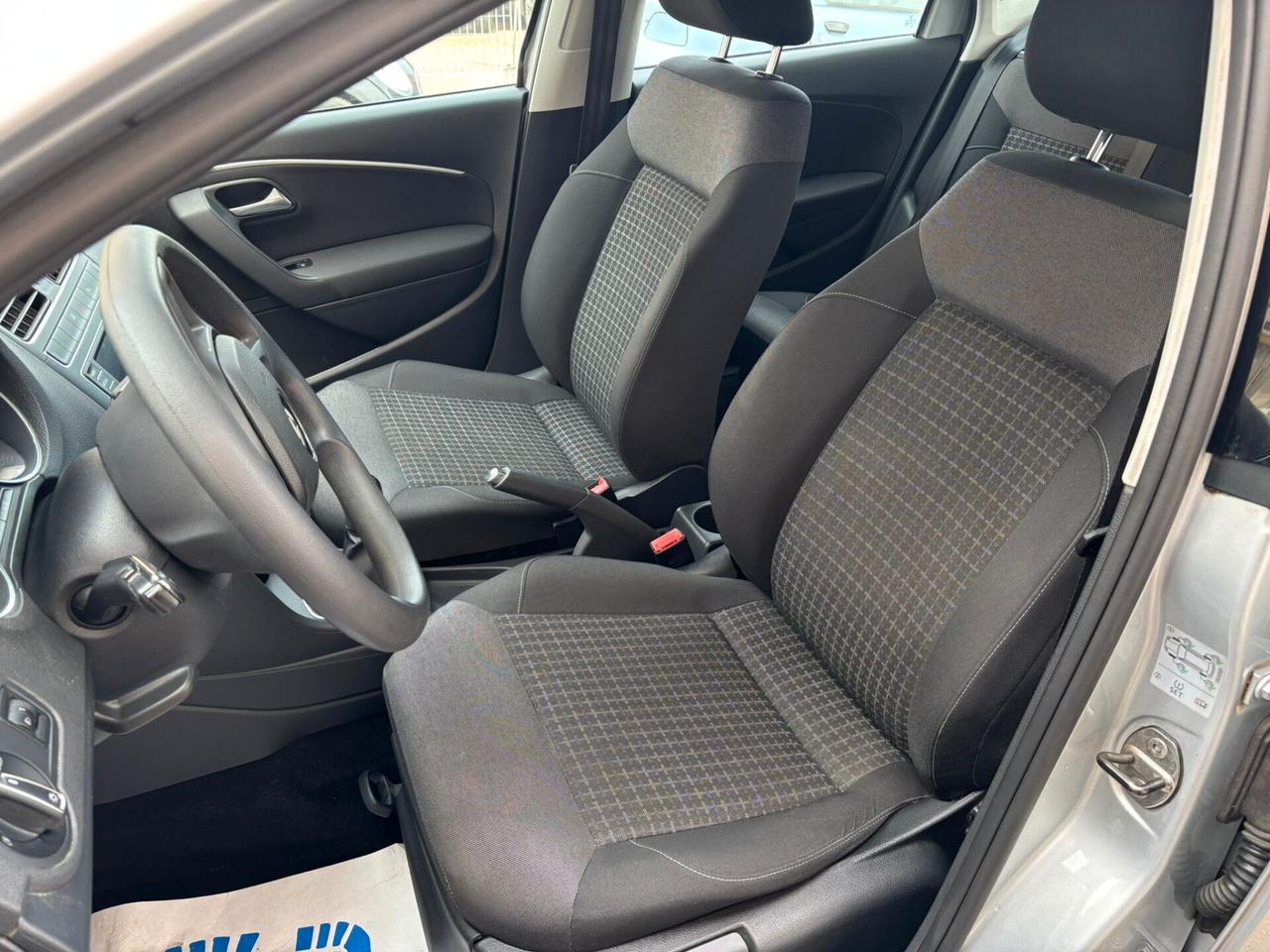 Volkswagen Polo 1.4 Tdi 75cv 5p Comfortline - 2017