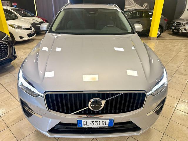 VOLVO XC60 B4 automatico FULL LED NAVI APPLE CAR 30.000 KM