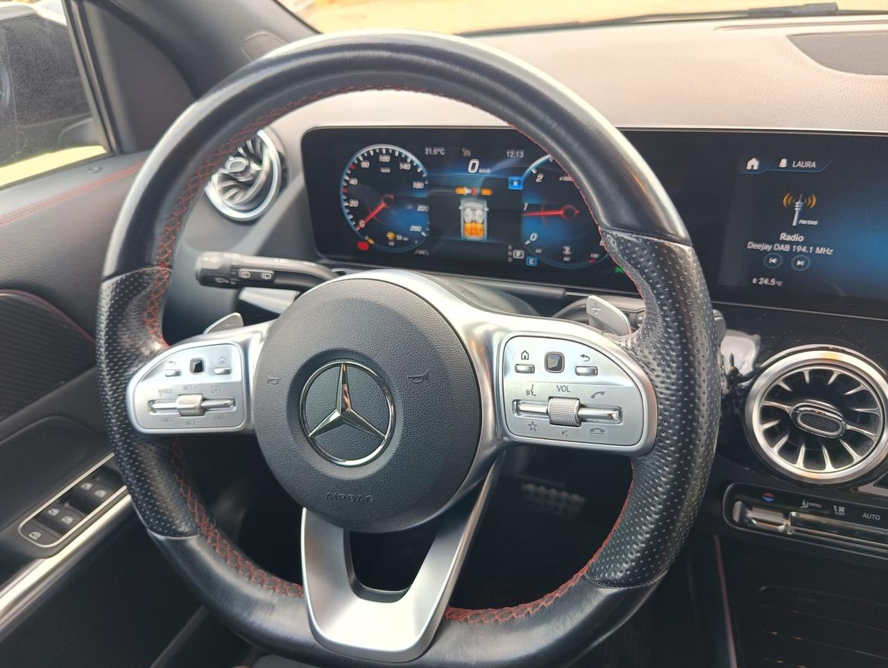 Mercedes-benz GLA 200 d Automatic Premium AMG Line - 2021