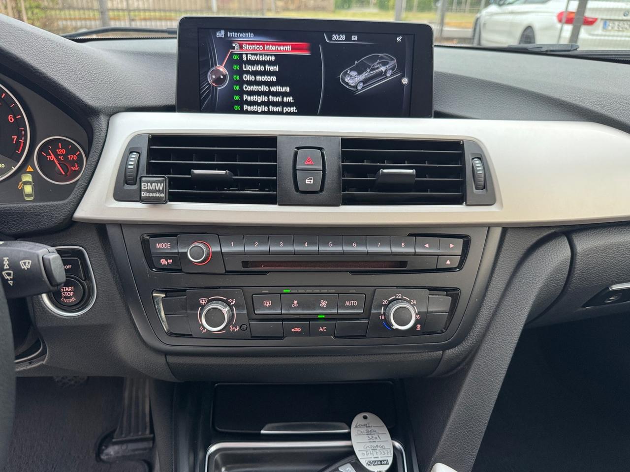 Bmw 320i Berlina 184cv Manuale Auto Pari al Nuovo