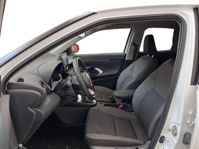 Toyota Yaris Cross 1.5h Business fwd 116cv e-cvt