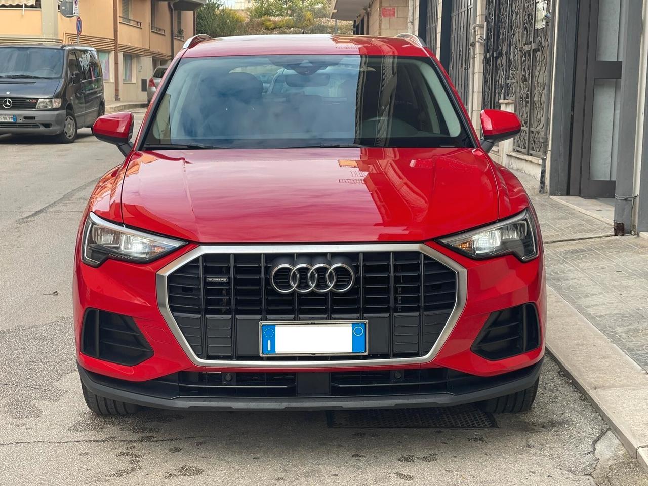 Audi Q3 35 TDI quattro Business Advanced