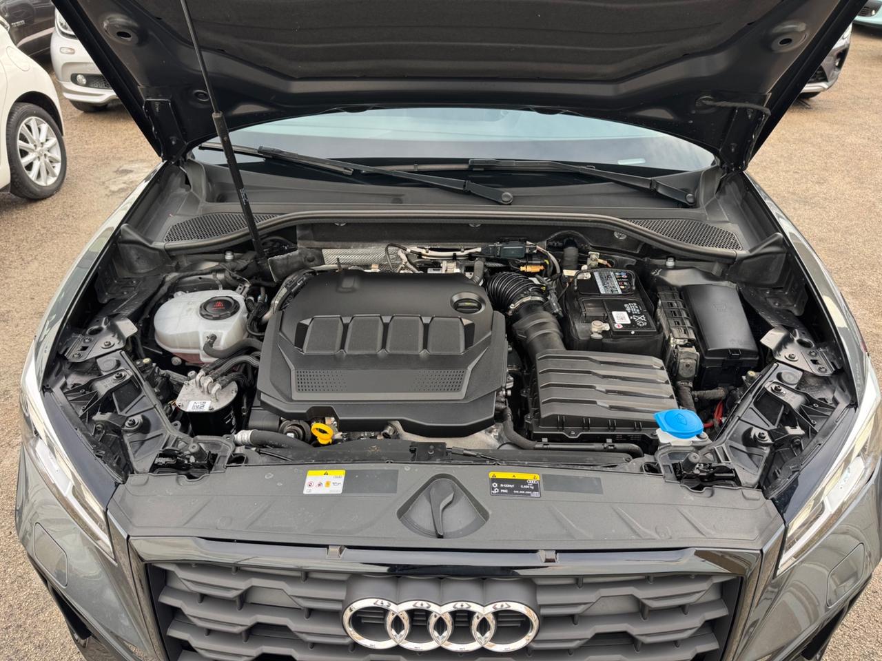 Audi Q2 30 TDI 116CV S tronic S-line Edition COCKPIT tetto