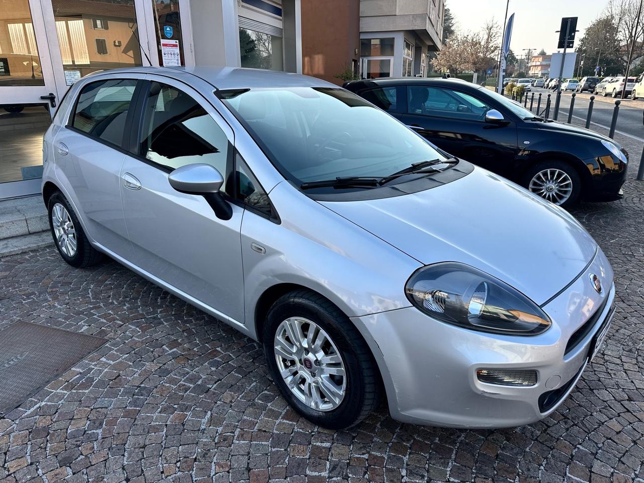 Fiat Punto 1.3MJT II 75CV 5P Lounge -Neopatentati