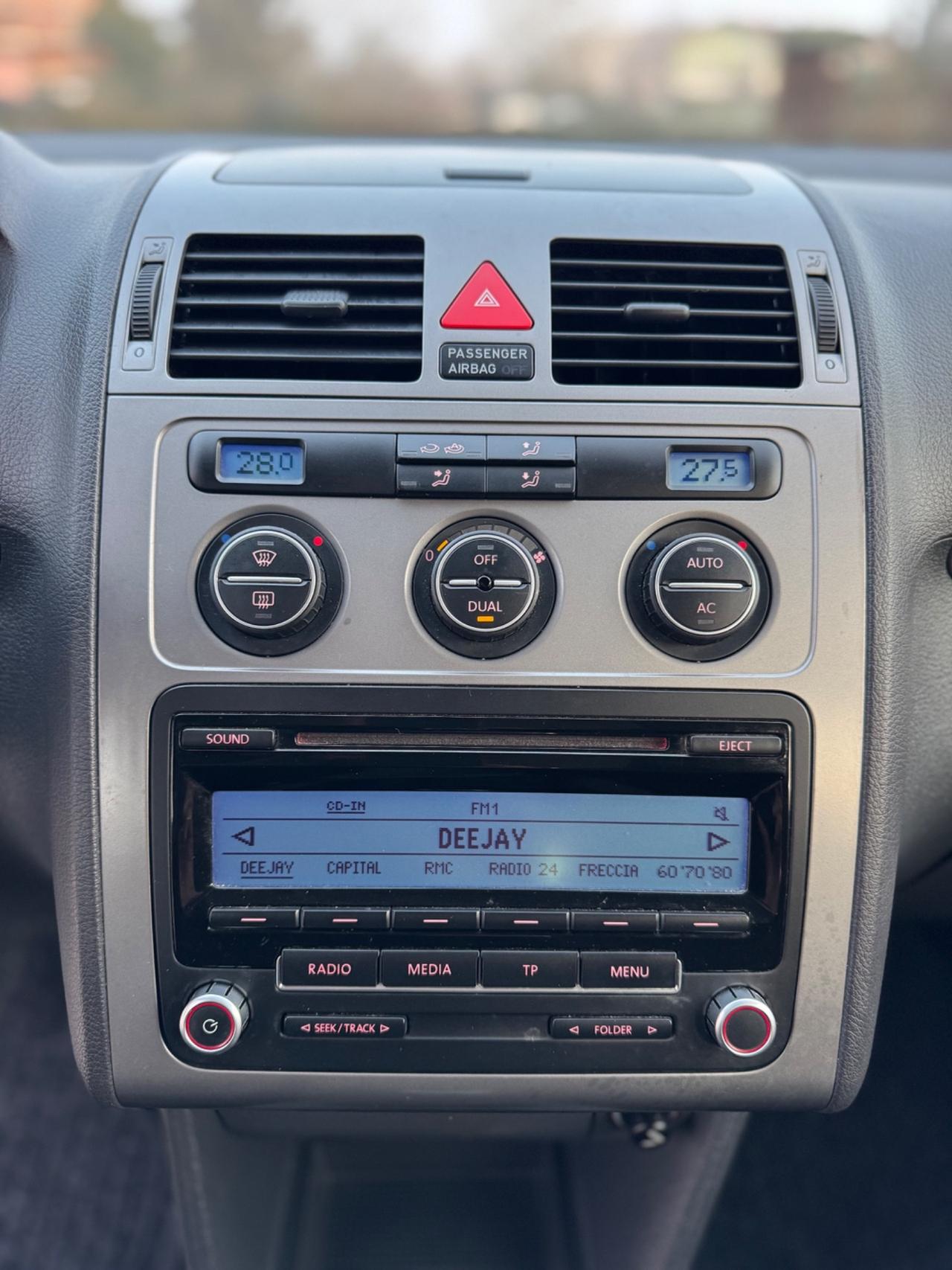 Volkswagen Touran 2.0 Highline Ecofuel 7 POSTI