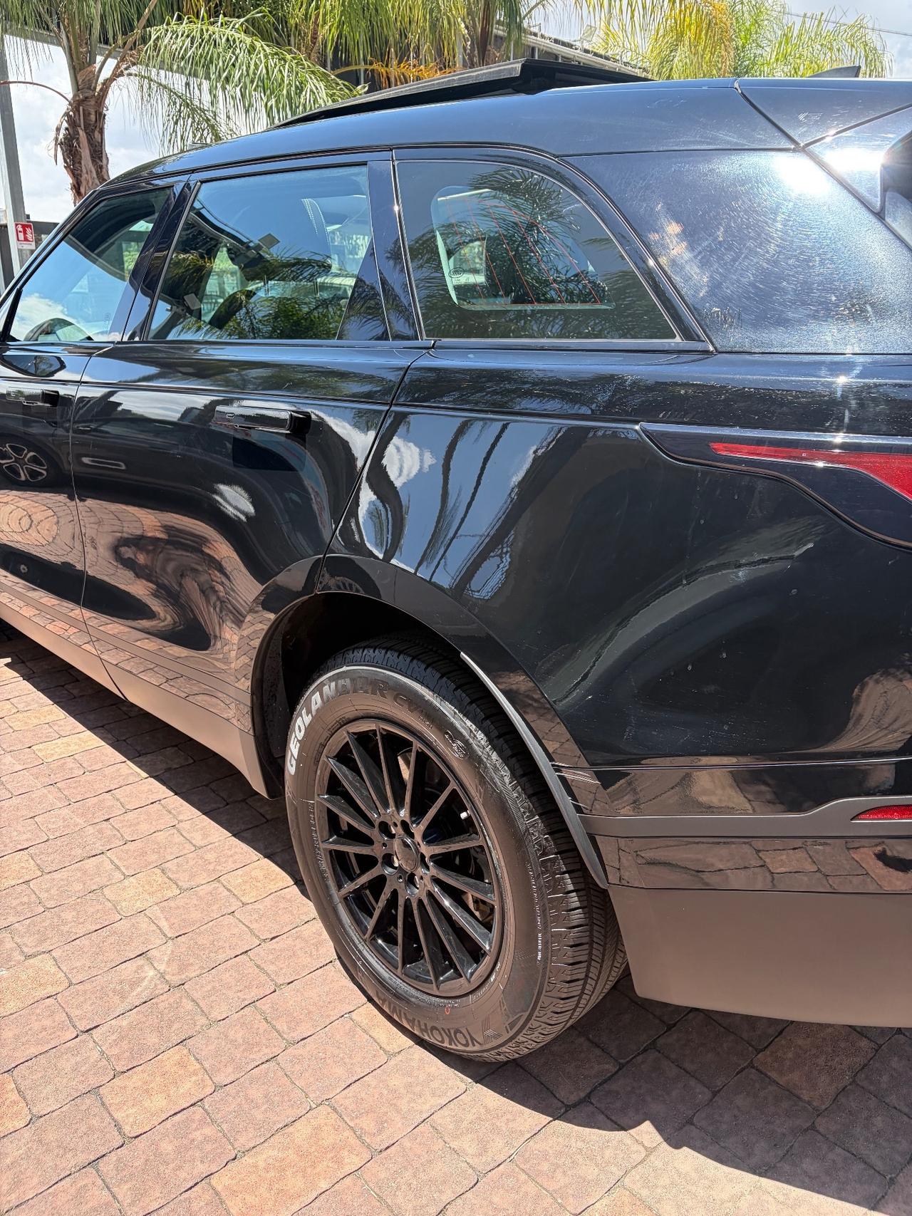 Land Rover Range Velar 2.0D I4 180 CV R-Dynamic