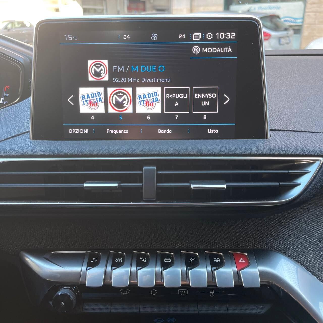 Peugeot 3008 1.5 diesel 130 cv GT Line