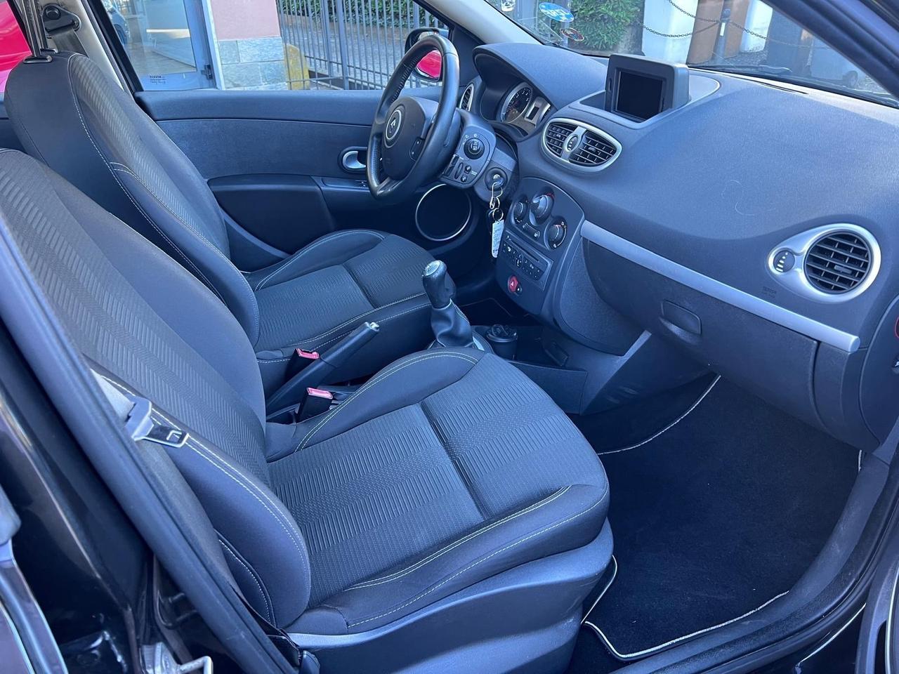 Renault Clio 1.2 16V 5 porte Luxe