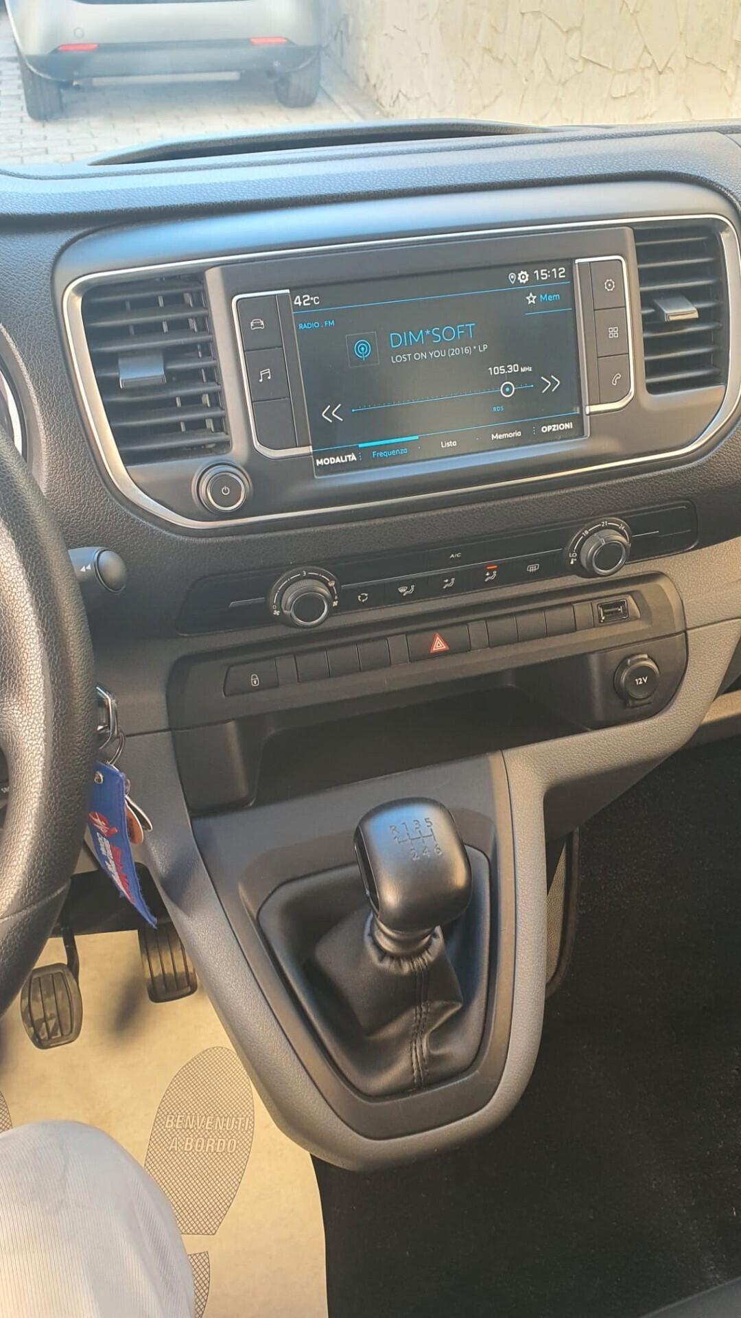 Peugeot Expert BlueHDi 100 S&S PC-TN Combi Compact